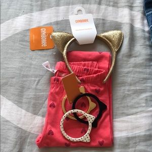 Gymboree Bundle, leggings and accessories!!!
